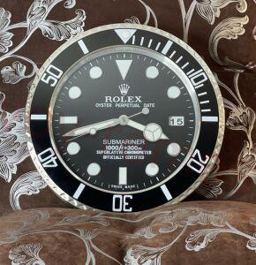   Rolex Submariner  9880